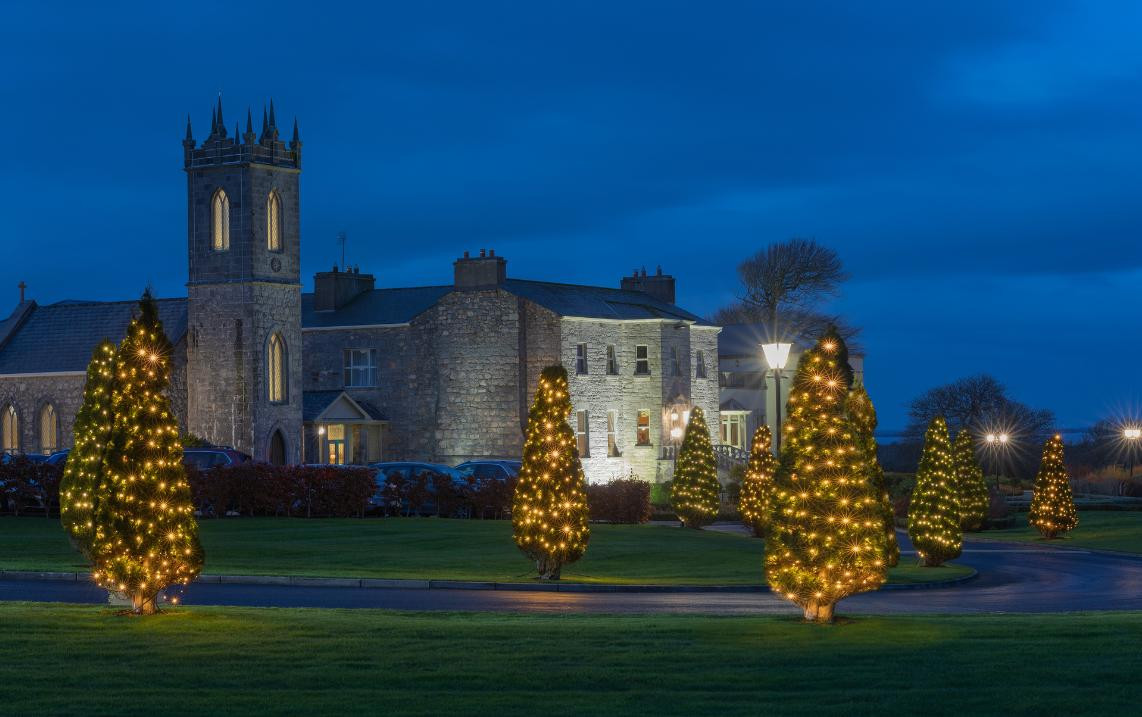 Exterior christmas www.glenloabbeyhotel.ie