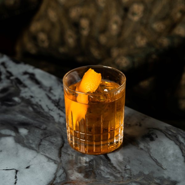 Old fashion cocktail on counter small www.glenloabbeyhotel.ie